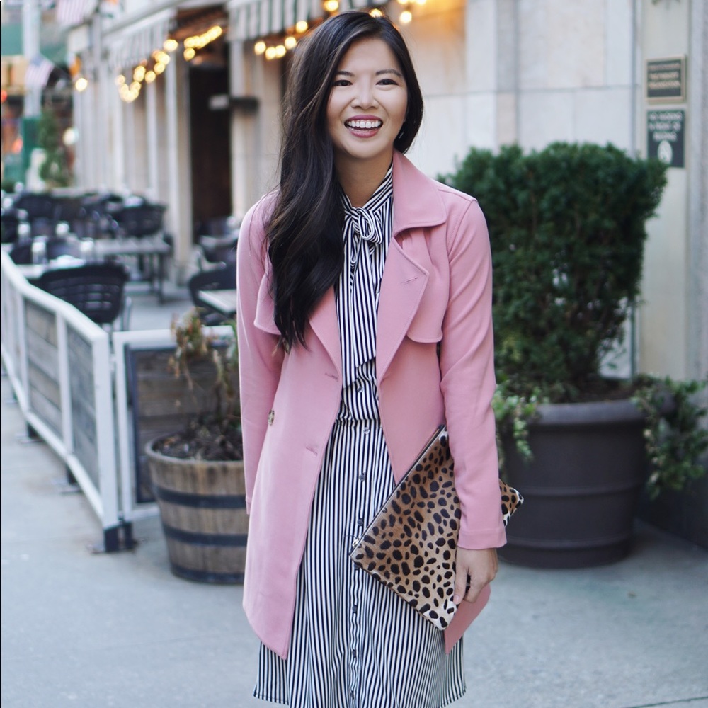 Pink trench coat - Picture 4 of 9